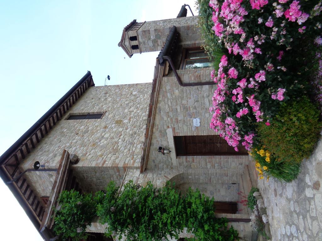 Agriturismo La Torraccia Villa Todi Exterior photo